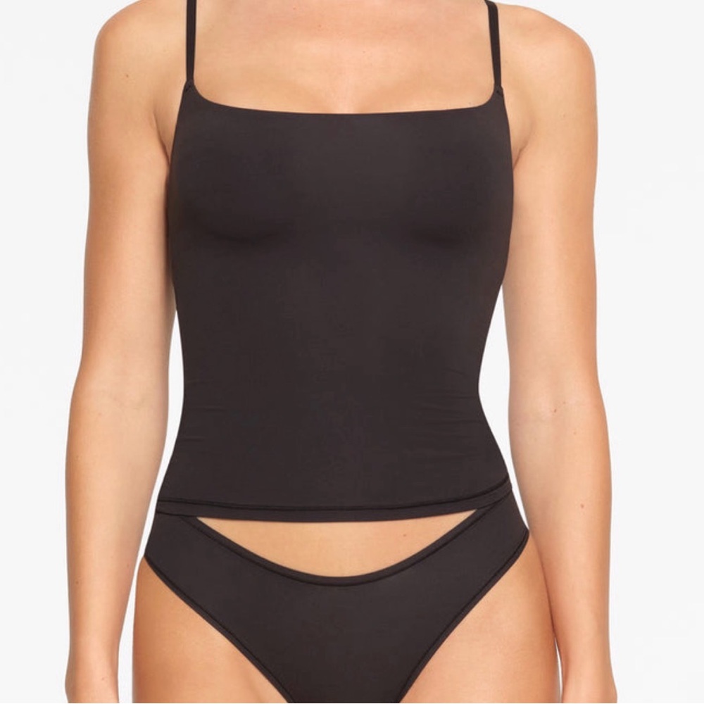 Skims Fits Everybody Cami NWOT